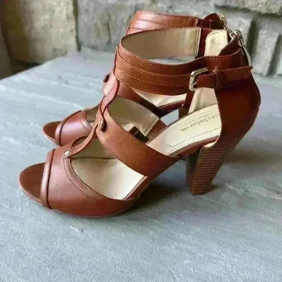 Liz Claiborne Gabby Back Zip Heels
Comfort, Color Cognac Size‎ Women's 9 - Picture 1 of 7